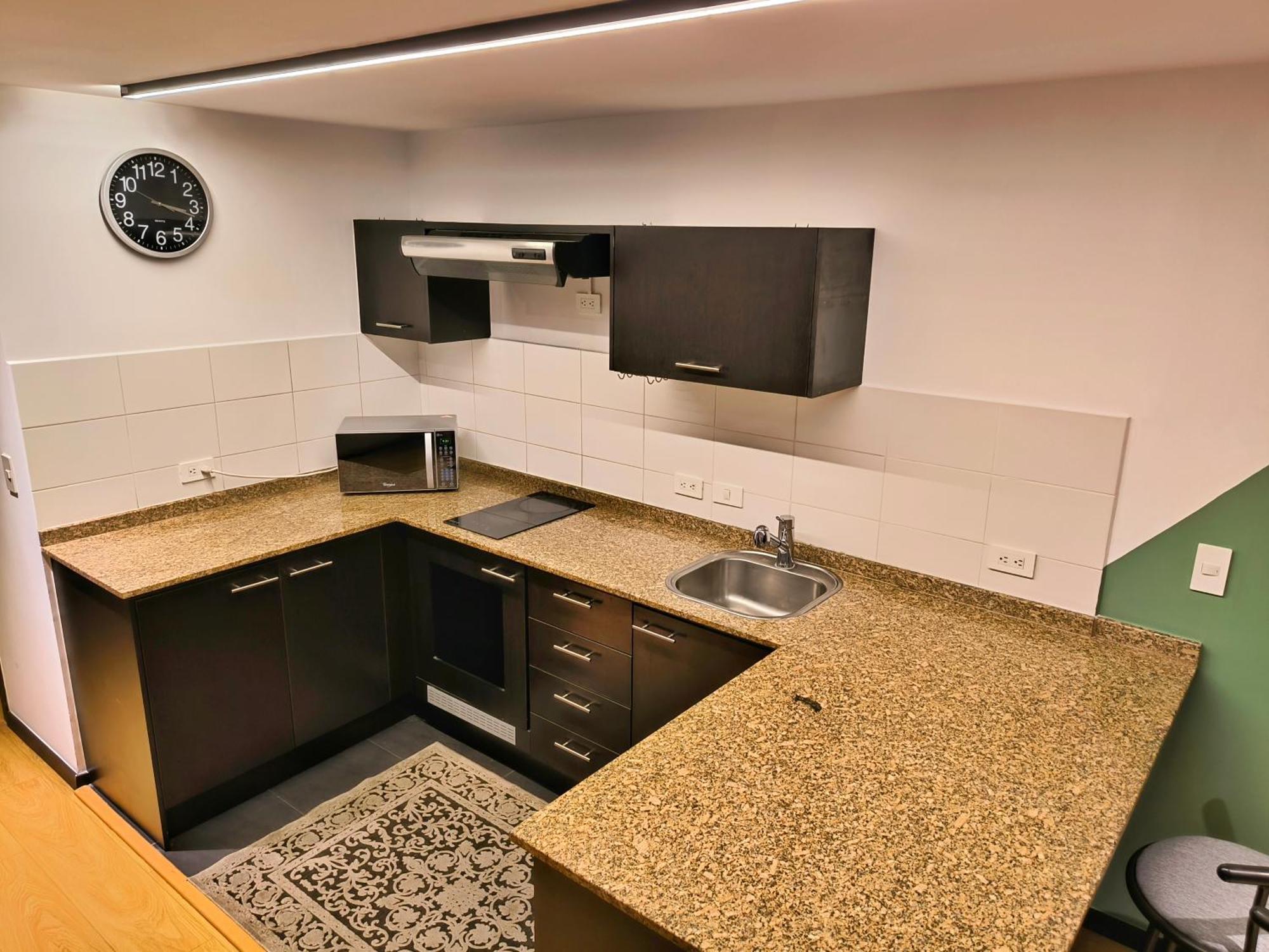 Coliving Ecuador Apartamentos Sector Swiss Hotel Quito Exterior photo